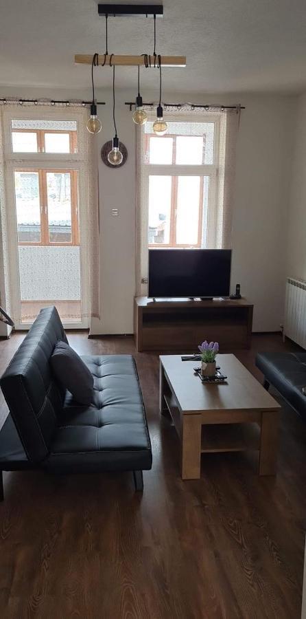 Ferienwohnung Grand Old Bistrik SJJ Exterior foto