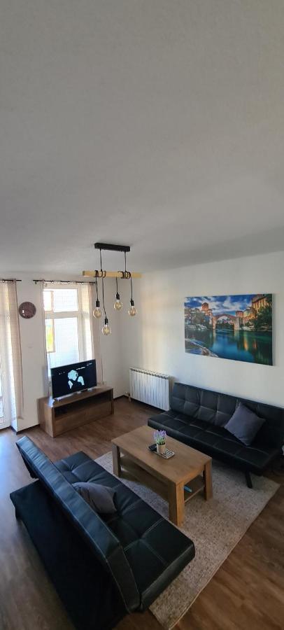 Ferienwohnung Grand Old Bistrik SJJ Exterior foto